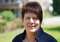 Frau Kossenjans, Maria